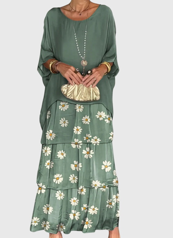 Susan™ | Long and Flowing Dress