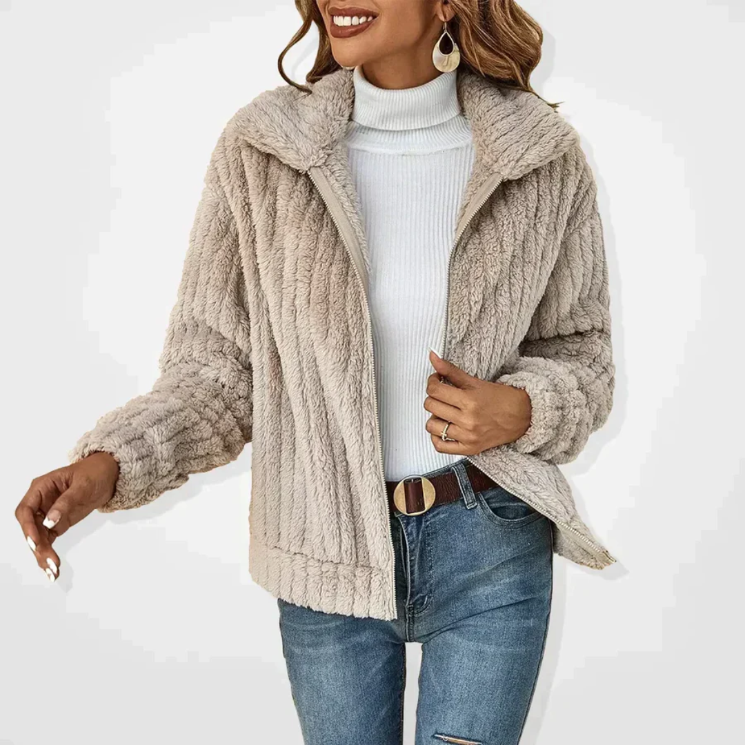 CC™ |  Cardigan élégant en Peluche