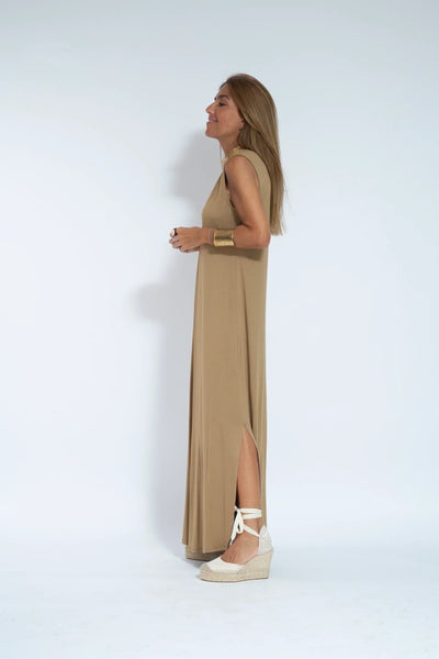 Isabella – Abito lungo ed elegante con scollo a V