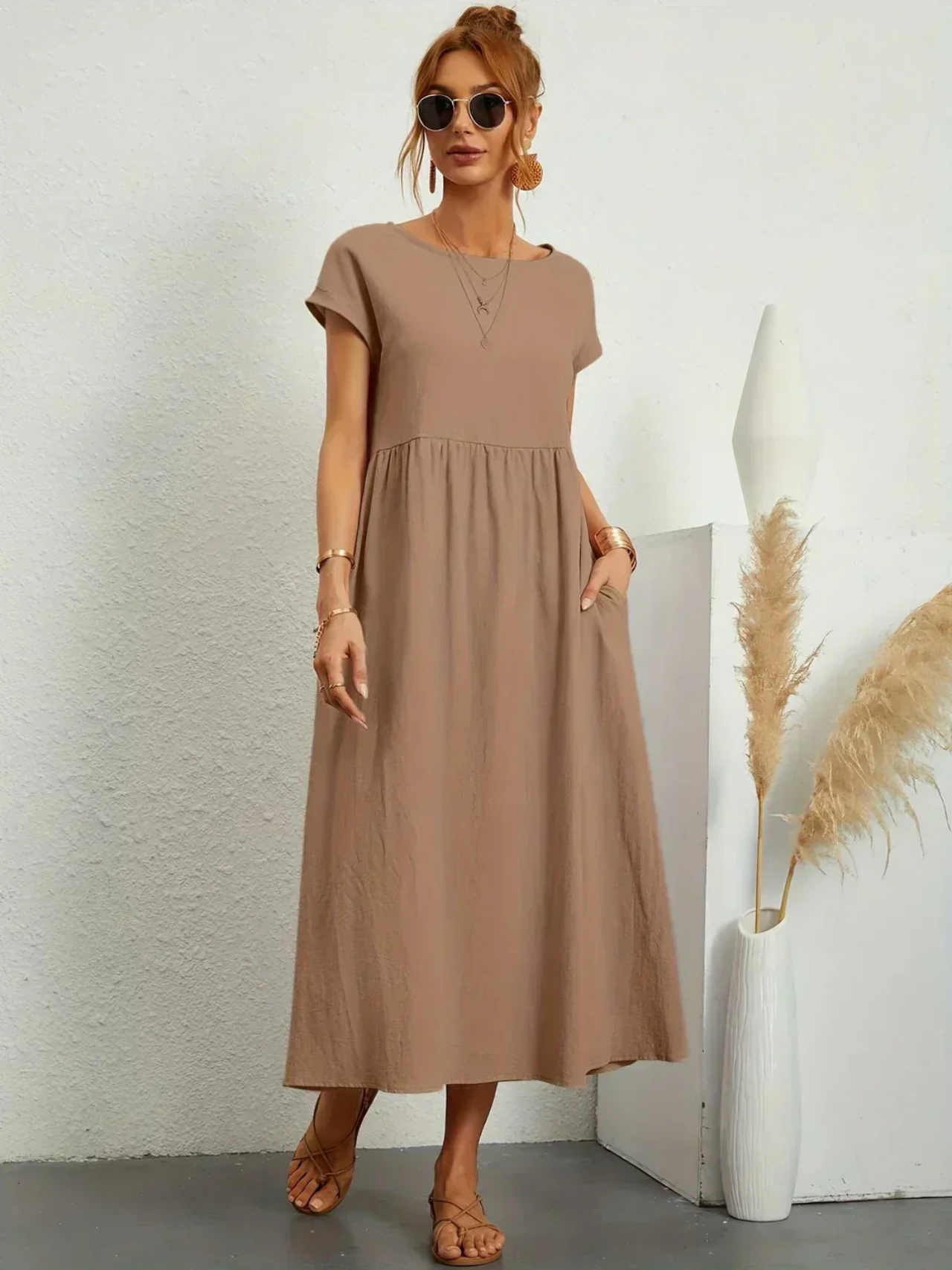 Bente | Elegant kjole med rund hals