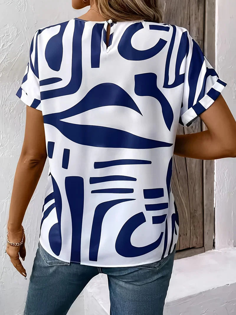 SALLY™ SOMMERBLUSE | Lett, luftig og alltid stilig