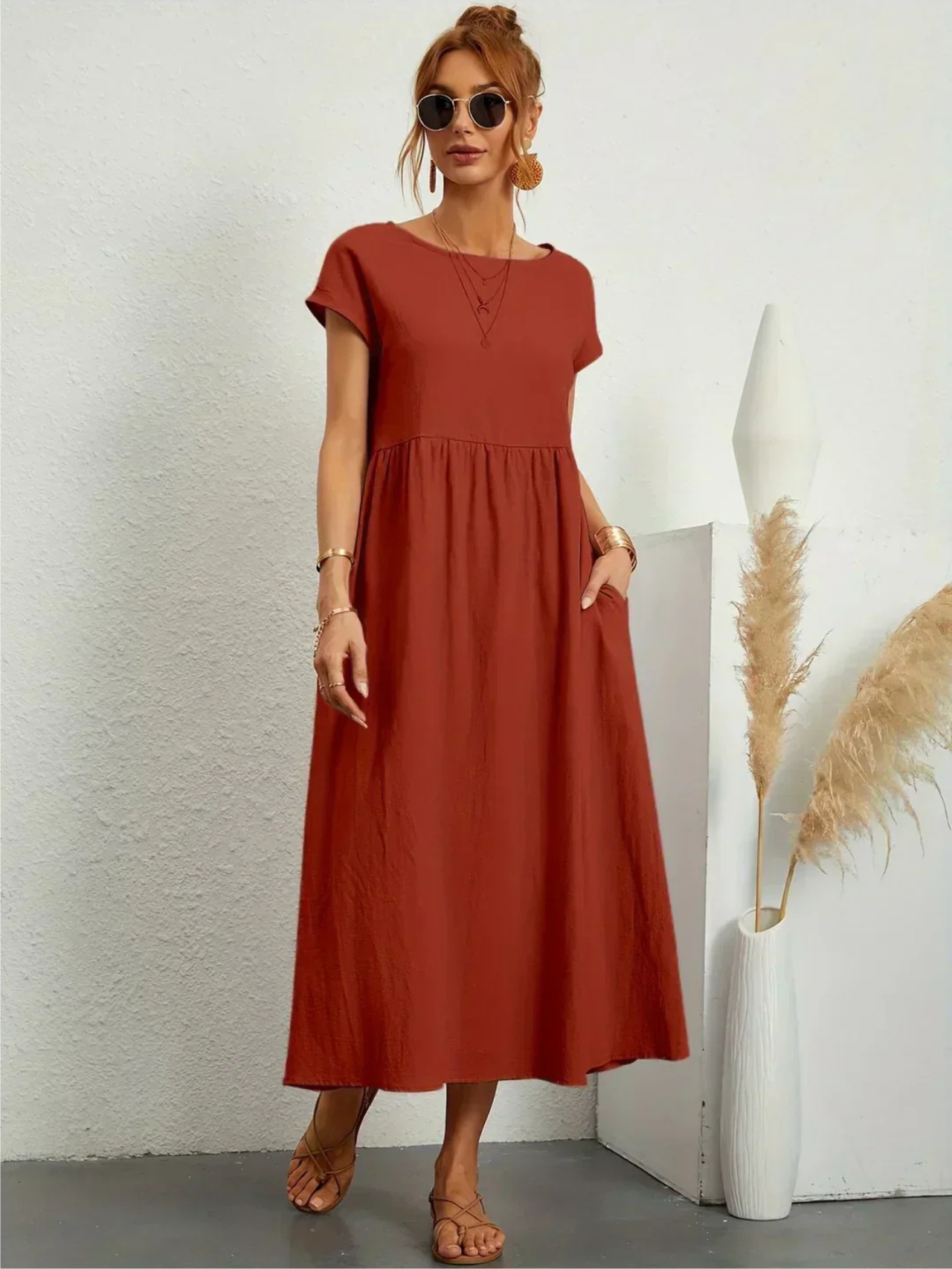 Bente | Elegant kjole med rund hals