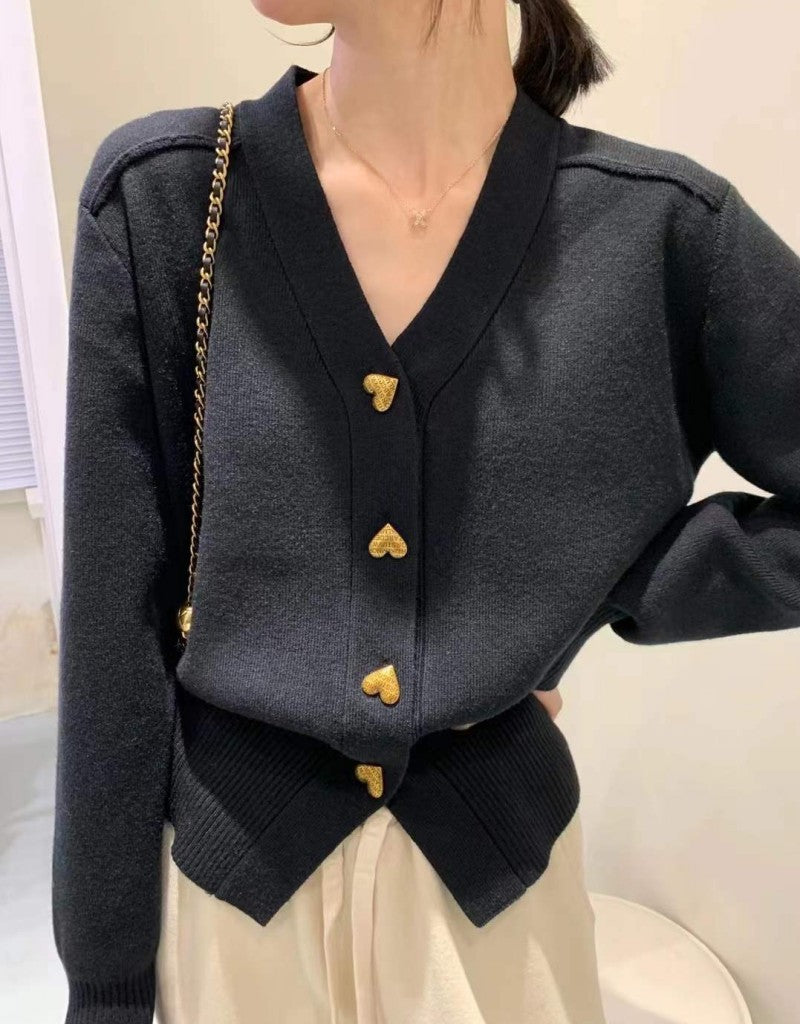 Louise™ | Cardigan Élégant avec Boutons Cœur