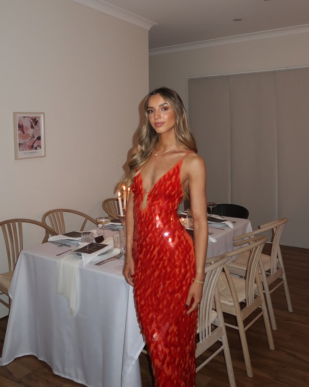 Abito lungo con paillettes