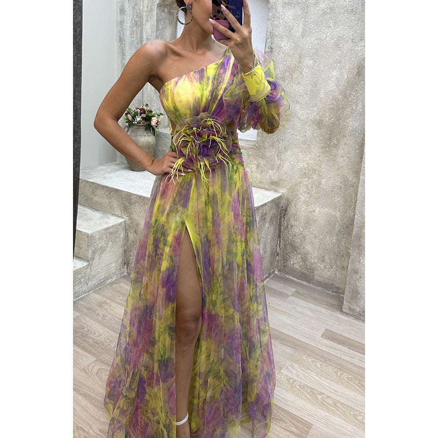 Giulia – Abito Lungo Tie-dye con Spalle Scoperte e Spacco