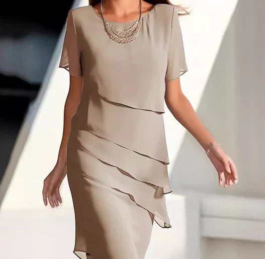 Delphine™ | Élégante robe couvrante du ventre