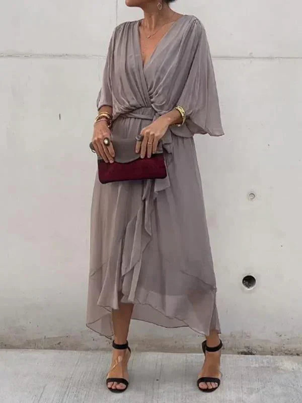Nina – Robe en mousseline de soie à décolleté en V