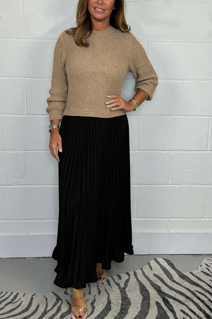 Emilia™ - Long jumper with pleated skirt